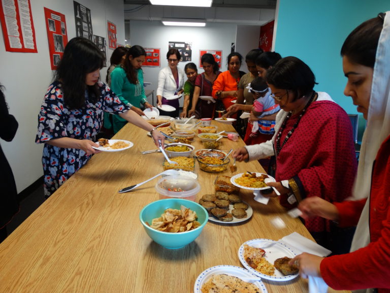 Diwali Potluck Centre communautaire des femmes sudasiatiques